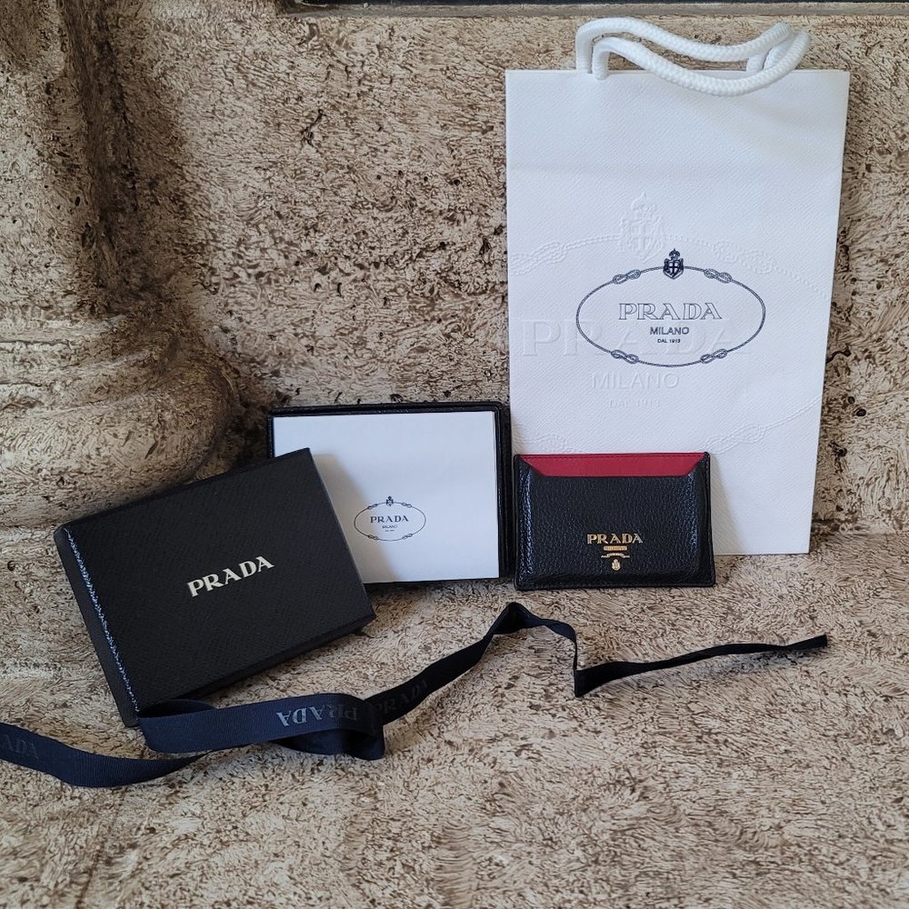 Gold Metal Detail Prada 3 Slot Card Wallet Black and Red Leather